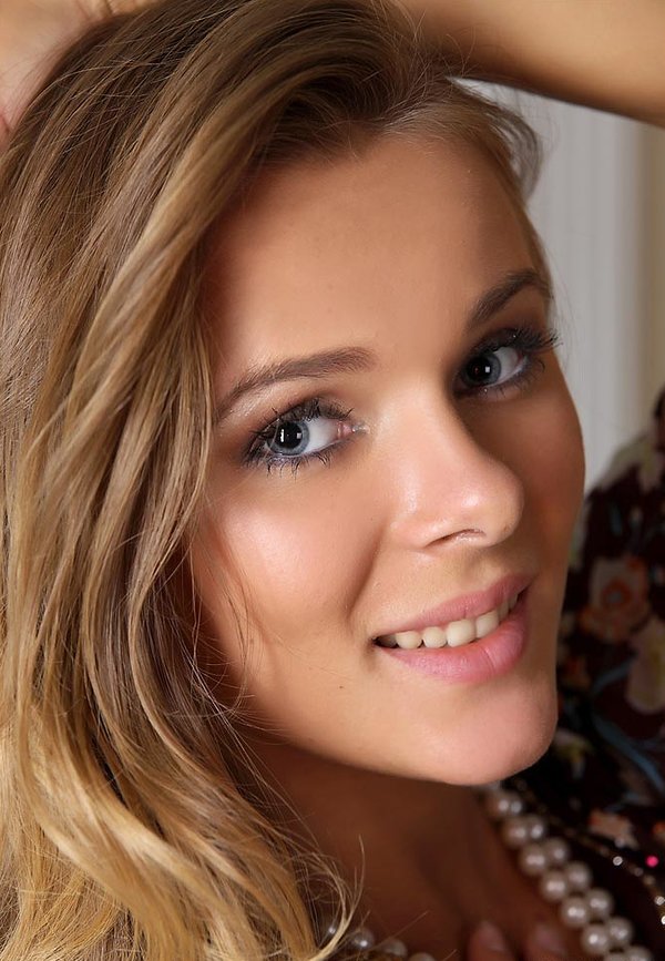 Глафира, 27 лет, 9 размер груди