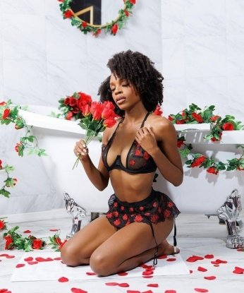 Юнона, 21 год, 3 размер груди