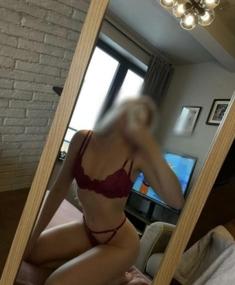 Вера, 24 года, 2 размер груди